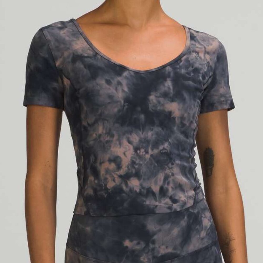 Lululemon Align T-Shirt Diamond Dye Lunar Short Sleeve Top Size 8 Navy Casual